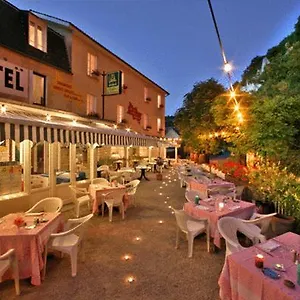 Domaine De Hotel