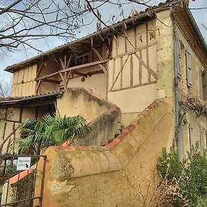Dans Maison Gasconne Au Campaner Couette-café